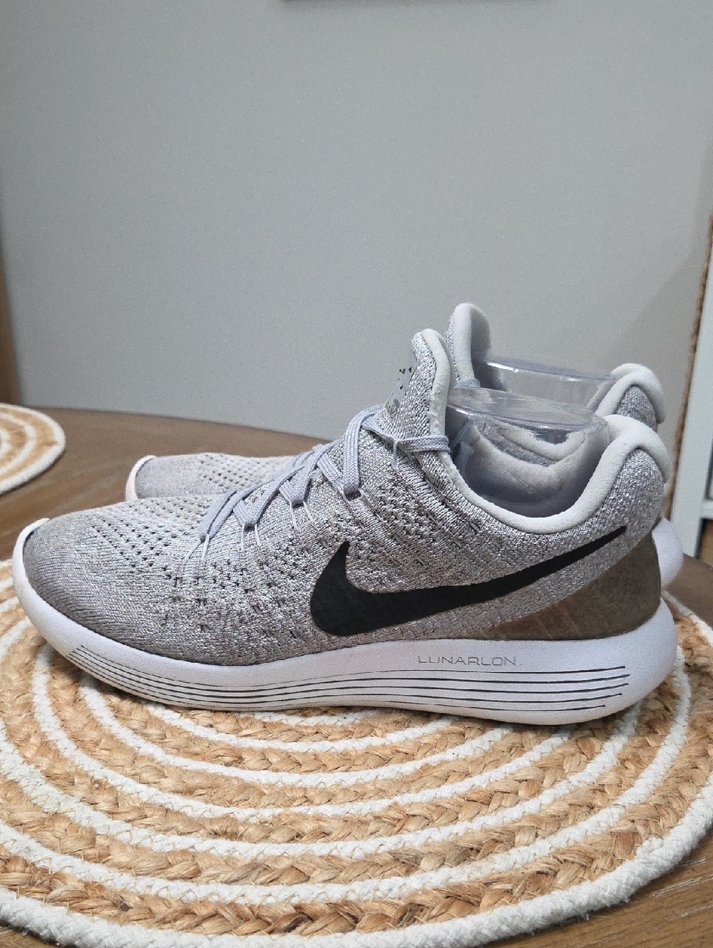 Nike Lunar Epic Low Flyknit 2 Womans Running Shoes, Size 11 - Picture 6 of 12